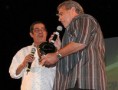Homenagem Zeca Pagodinho recebe troféu Samba de Primeira, no Rio